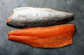 SALMON FILETE CON PIEL PREMIUN (X KG)